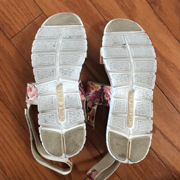 Cole Haan Zerogrand Floral Sandals - Picture 7 of 13